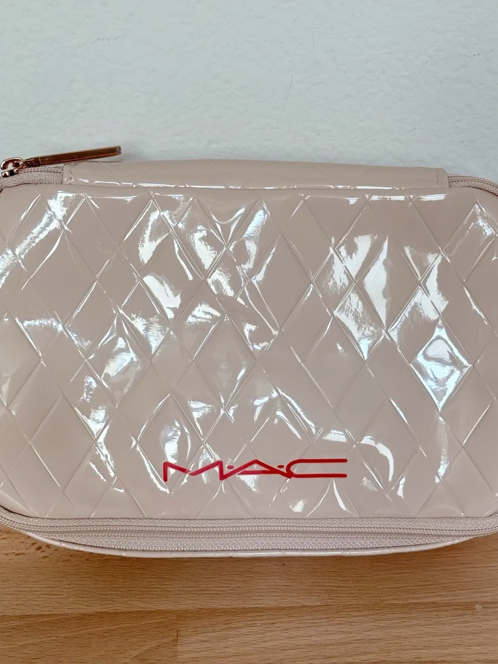 MAC Cosmetics color hour 65g